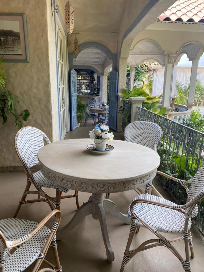 Villa Caprichosa Boutique Hotels تابوغا المظهر الخارجي الصورة